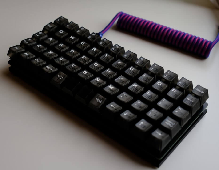 Picture of the mechanical keyboard made by Sylvain Gilgen